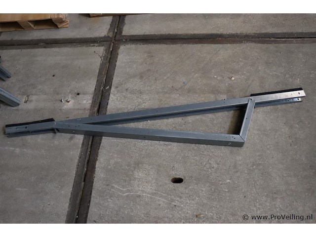 Partij zonnepaneelprofielen - afbeelding 3 van  6