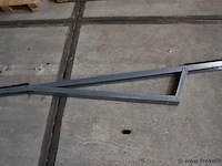 Partij zonnepaneelprofielen - afbeelding 3 van  6