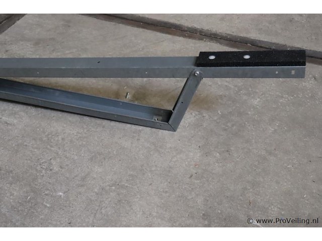 Partij zonnepaneelprofielen - afbeelding 6 van  6