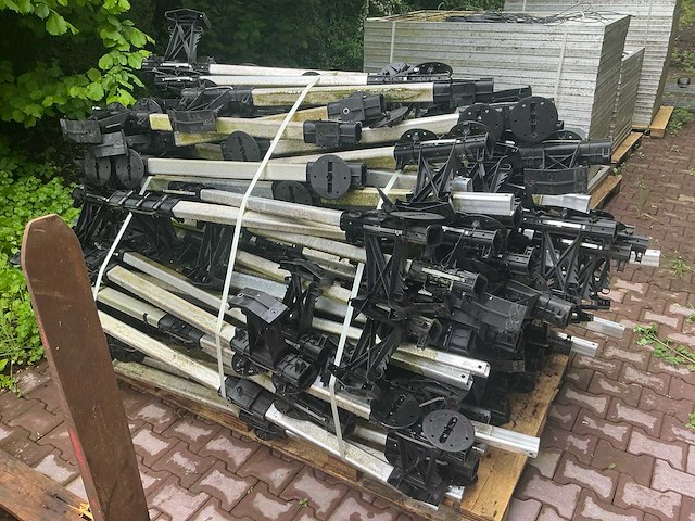 Partij zonnepanelen met toebehoren - afbeelding 11 van  17