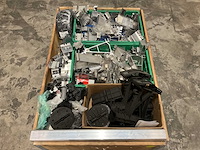 Partij zonnepanelen montage toebehoren - afbeelding 1 van  8