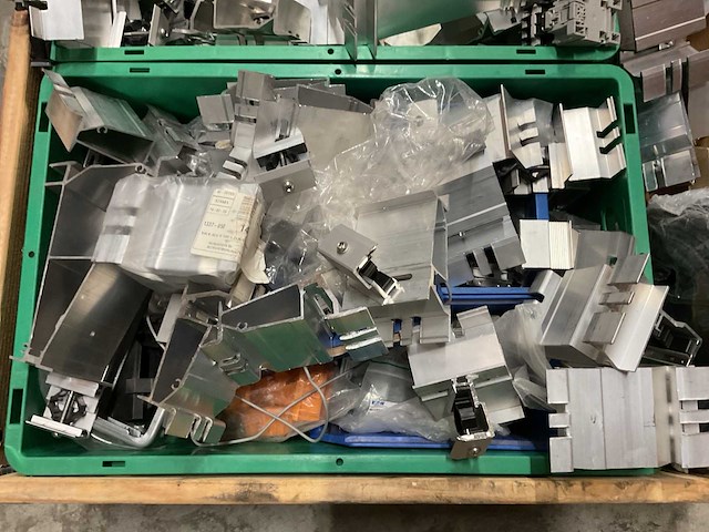 Partij zonnepanelen montage toebehoren - afbeelding 7 van  8