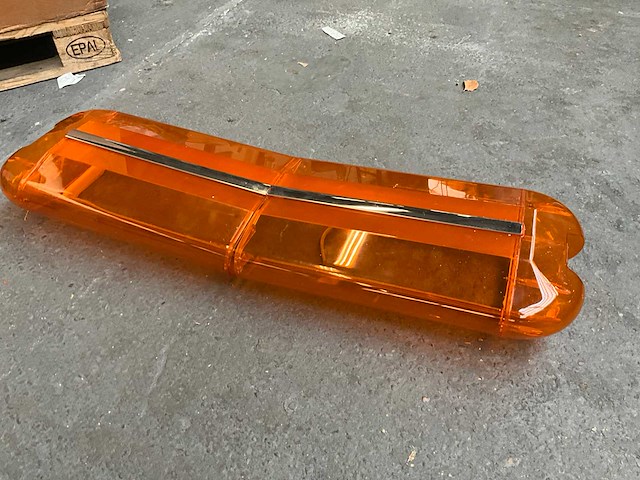 Partij zwaailampkappen - afbeelding 2 van  4