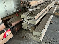 Partij zwaar constructiehout en gelamineerde houten balken – 47 stuks – kopmaat tot ca. 310 × 175 mm – lengte tot ca. 10,05 m - afbeelding 6 van  10