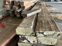 Partij zwaar constructiehout en gelamineerde houten balken – 47 stuks – kopmaat tot ca. 310 × 175 mm – lengte tot ca. 10,05 m - afbeelding 9 van  10
