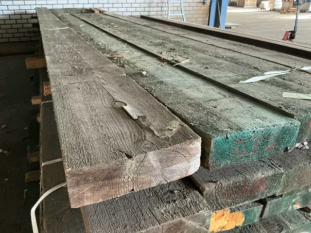 Partij zwaar houten balkhout – 207 stuks – ca. 20,6 m³ – lengtes tot 5,9 m - afbeelding 5 van  10