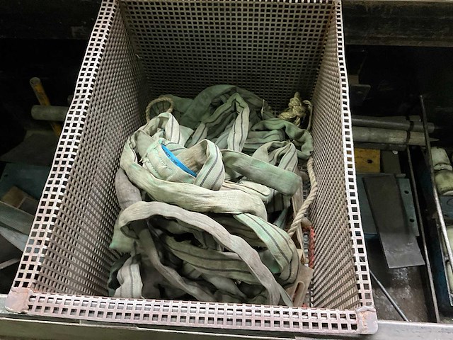 Partij zwaar transport-/ hijsmateriaal - afbeelding 3 van  4