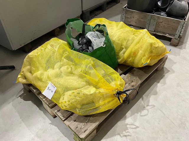 Partij zwanenhalzen, koppelingen en bochten - afbeelding 1 van  5