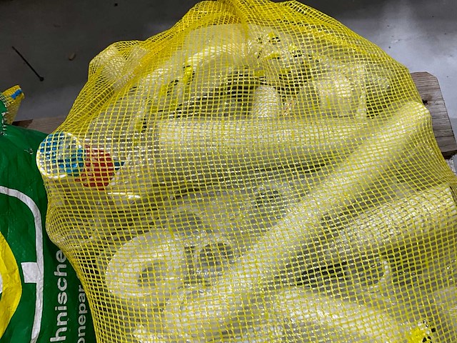 Partij zwanenhalzen, koppelingen en bochten - afbeelding 5 van  5