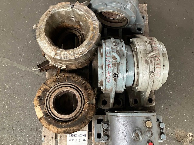Partij zware industriële lagerhuizen 615kg - afbeelding 3 van  3