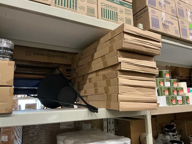 Partij zwarte etagères h79,5cm (12x) - afbeelding 4 van  4