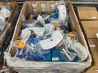 Partij zwembad toebehoren in pallet