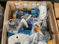 Partij zwembad toebehoren in pallet - afbeelding 2 van  3