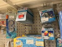 Partij zwembaden en speelgoed - afbeelding 7 van  26