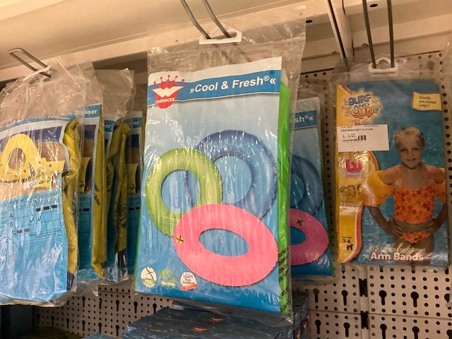 Partij zwembaden en speelgoed - afbeelding 23 van  26