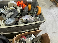 Partij zwenk en bokwielen - afbeelding 3 van  3