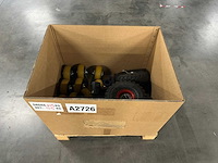 Partij zwenkwielen & transportwielen - afbeelding 1 van  7