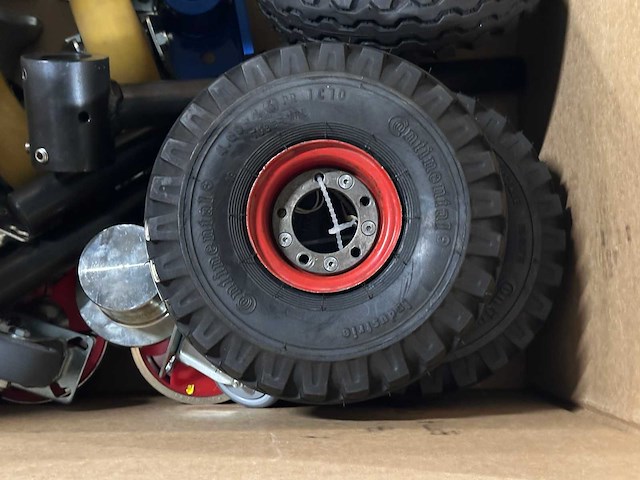 Partij zwenkwielen & transportwielen - afbeelding 5 van  7