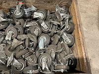 Partij zwenkwielen - afbeelding 3 van  4