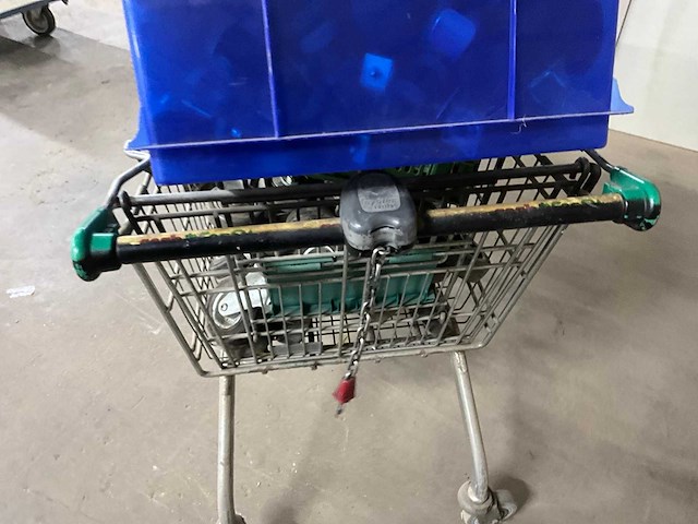 Partij zwenkwielen - afbeelding 5 van  5