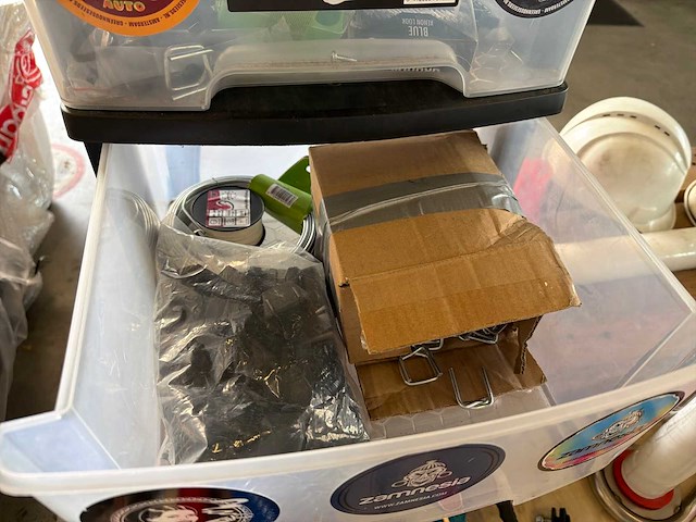 Partije gereedschap en magazijn toebehoren - afbeelding 2 van  12