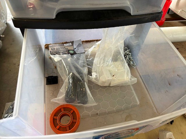 Partije gereedschap en magazijn toebehoren - afbeelding 3 van  12