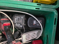 Partijhandel | complete inhoud van 3 stellingvakken met gereedschap, elektronica, horeca-artikelen en diversen - afbeelding 42 van  87