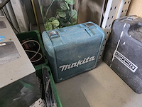 Partijhandel | complete inhoud van 3 stellingvakken met gereedschap, elektronica, horeca-artikelen en diversen - afbeelding 34 van  87