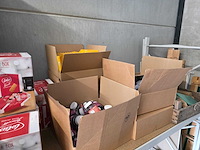 Partijhandel | complete inhoud van 3 stellingvakken met gereedschap, elektronica, horeca-artikelen en diversen - afbeelding 49 van  87