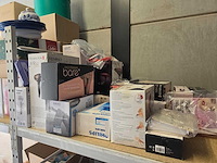 Partijhandel | complete inhoud van 3 stellingvakken met gereedschap, elektronica, horeca-artikelen en diversen - afbeelding 69 van  87