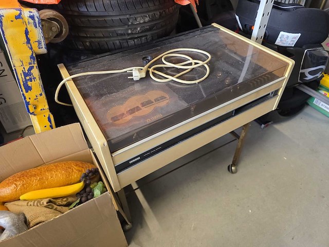 Partijhandel | complete inhoud van 3 stellingvakken met gereedschap, elektronica, horeca-artikelen en diversen - afbeelding 23 van  82