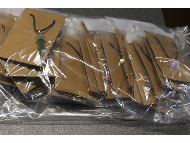 Partijtje kettingen 25 stuks handgemaakt - afbeelding 2 van  3