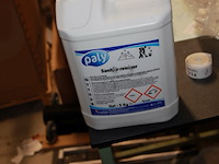 Partijtje schoonmaakspullen ruim 13 stuks - afbeelding 11 van  11