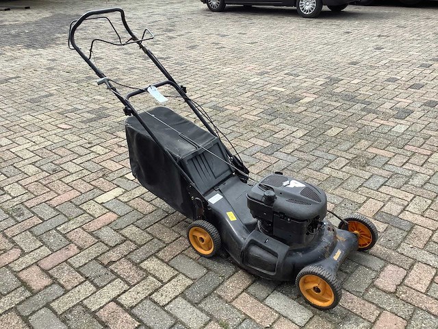 Partner - p 53 - grasmaaier - afbeelding 2 van  6