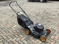 Partner - p 53 - grasmaaier - afbeelding 2 van  6