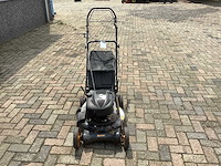 Partner - p 53 - grasmaaier - afbeelding 3 van  6