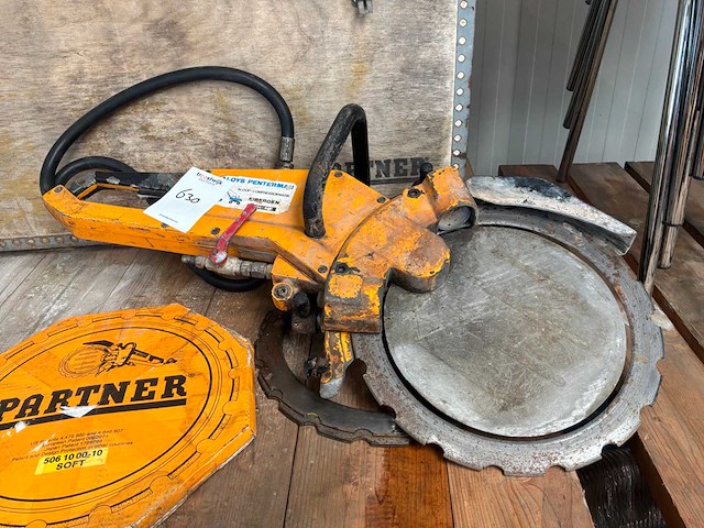 Partner hydraulische betonzaag - afbeelding 4 van  7