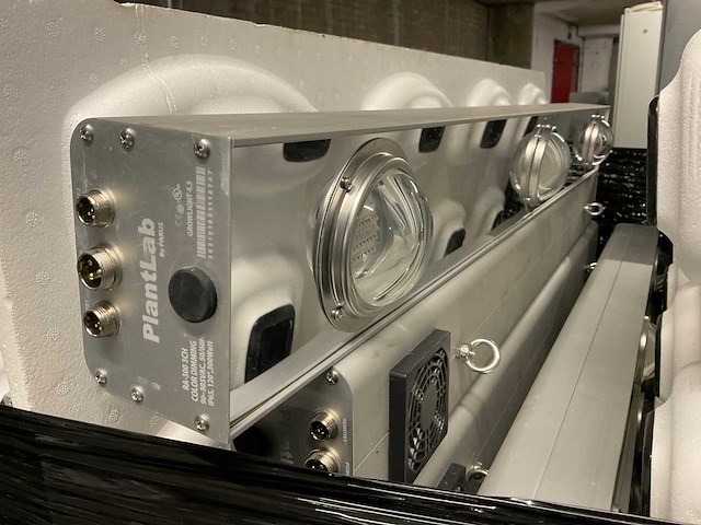 Partus / plantlab ra-300 3ch industriële growlight (70x) - afbeelding 2 van  4