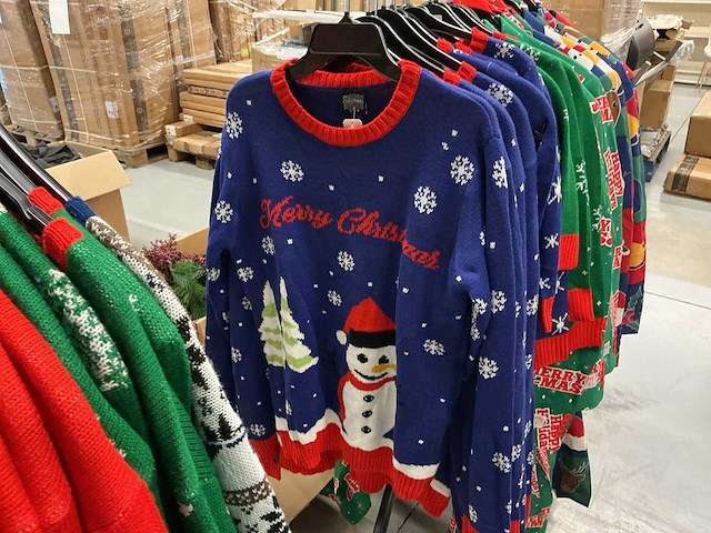 Party kerstkleding en decoratie - afbeelding 1 van  1