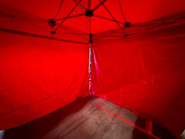 Party tent - afbeelding 4 van  7
