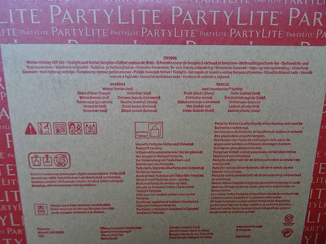 Partylite - 72p92900e - winter holiday gift set - tealight & votive sampler tin (144x) - afbeelding 4 van  6