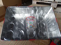 Partylite - 72p92900e - winter holiday gift set - tealight & votive sampler tin (144x) - afbeelding 3 van  6