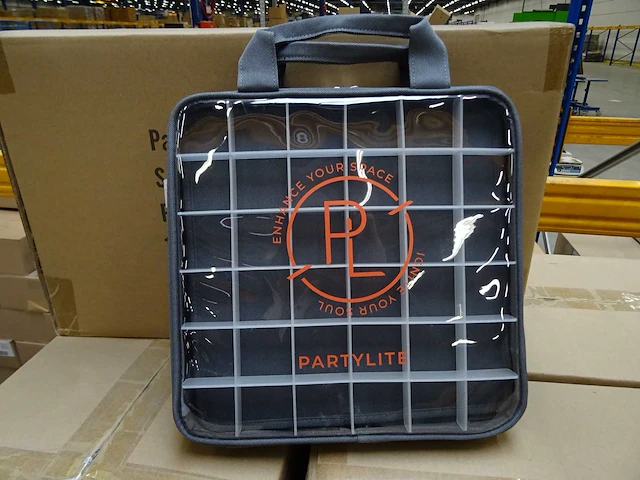 Partylite - 911890 - partylite candle bag (160x) - afbeelding 1 van  2