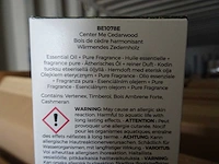Partylite - center me cedarwood - be1078e - home fragrance with essential oils (420x) - afbeelding 2 van  3