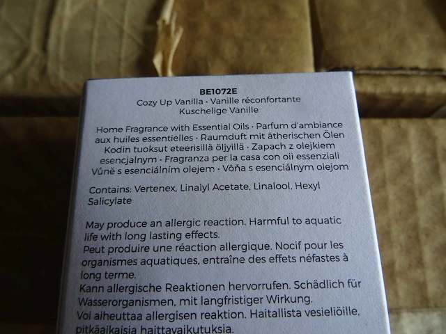 Partylite - cozy up vanilla - be1072e - home fragrance with essential oils (840x) - afbeelding 2 van  3