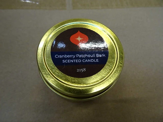 Partylite - ct2158b - cranberry patchouli bark candle tins (1728x) - afbeelding 2 van  3