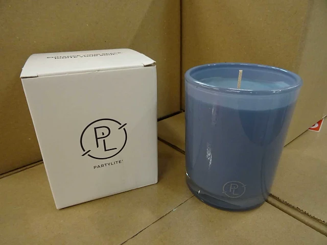Partylite - g1032142 - ocean lavender escential jar candle (264x) - afbeelding 1 van  4