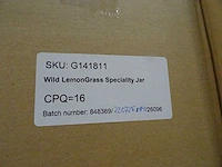 Partylite - g141811 - wild lemongrass citronella speciality jar candle (576x) - afbeelding 3 van  4