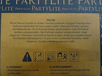 Partylite - p92783 - white pierced double jar holder (1040x) - afbeelding 2 van  4