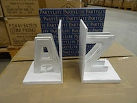 Partylite - p93042 - smartscents holder a-z bookends (528x) - afbeelding 1 van  4